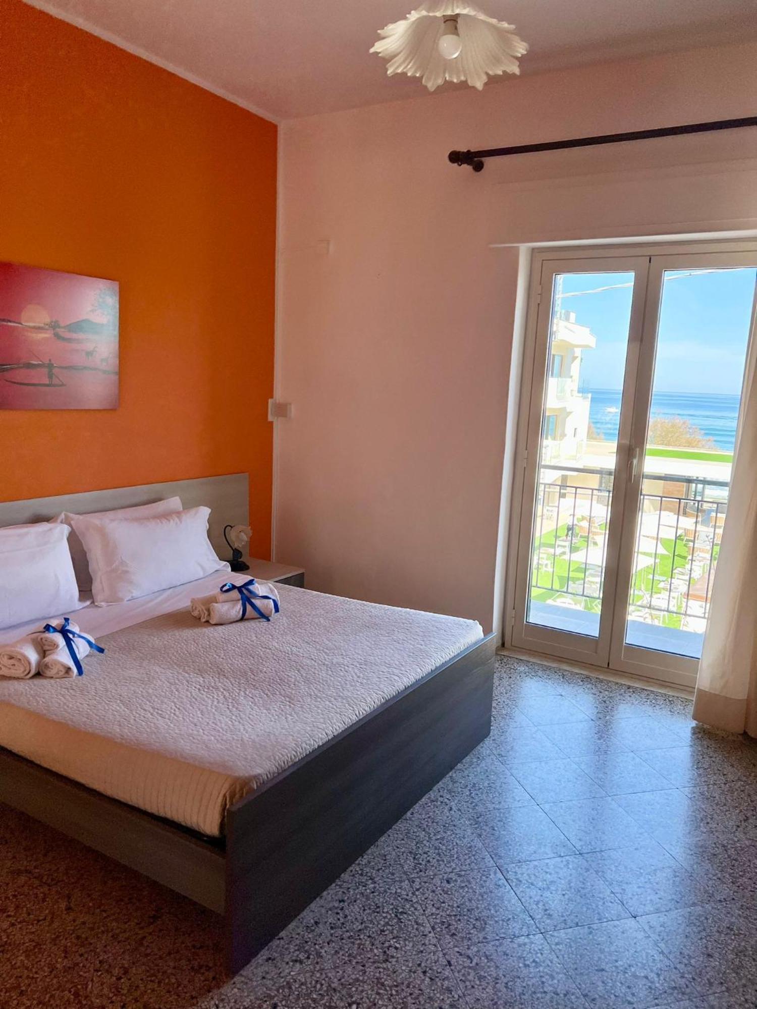 Casa Scirocco Leilighet Cefalù Eksteriør bilde
